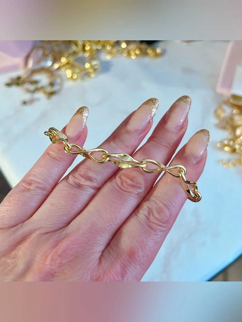 18k yellow gold filled Infinity ♾️ link 6” to 8.5” bracelet adjustable 🌟